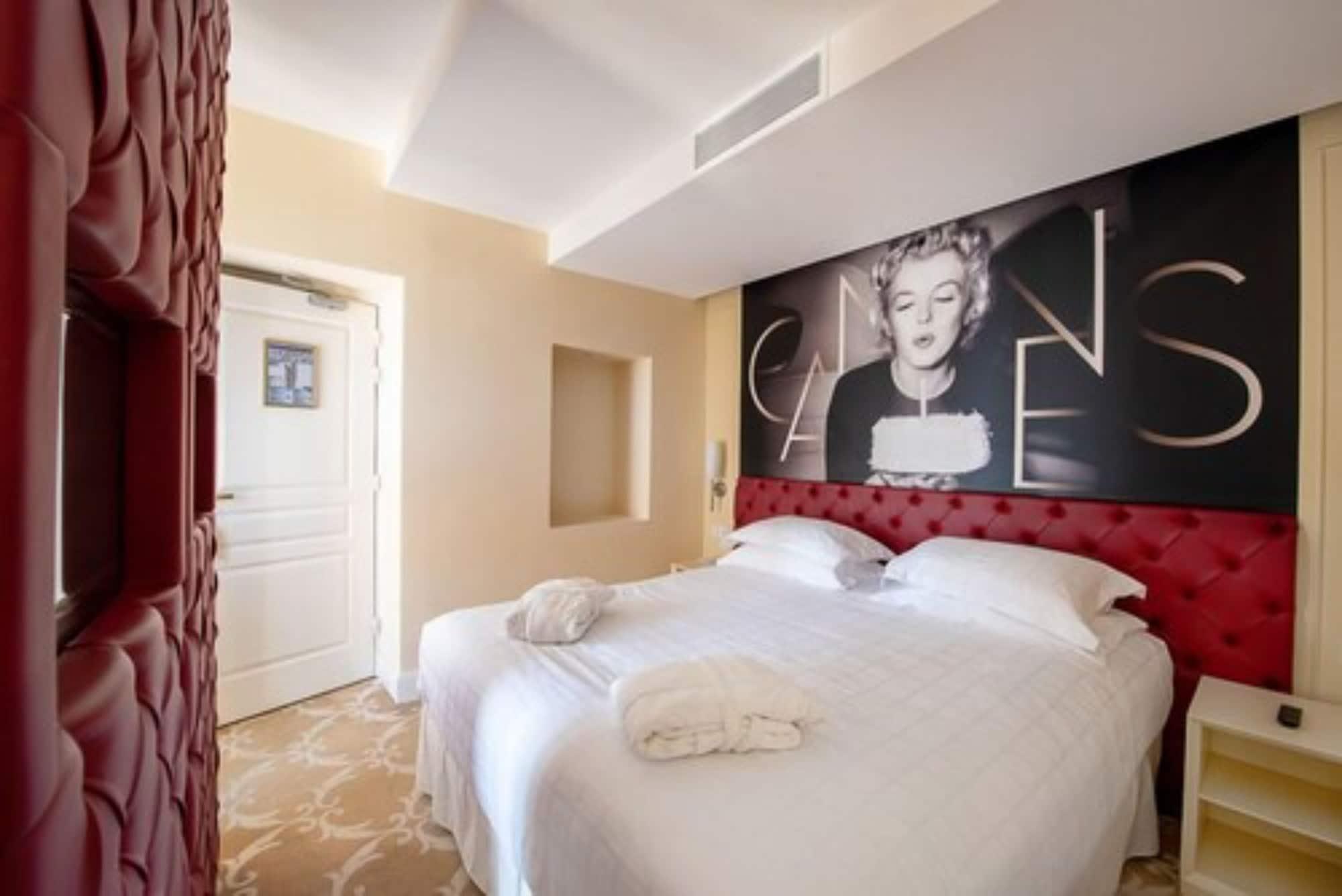 Hotel Chateau De La Tour Cannes Bagian luar foto