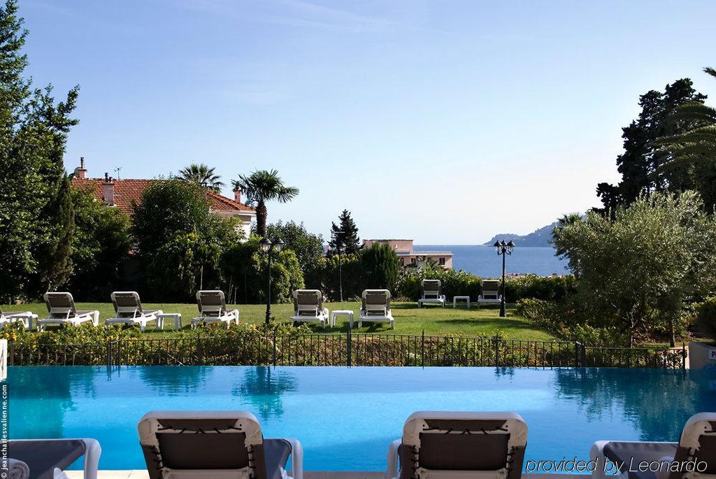Hotel Chateau De La Tour Cannes Fasilitas foto
